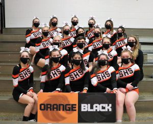 2020-21 winter cheerleading team
