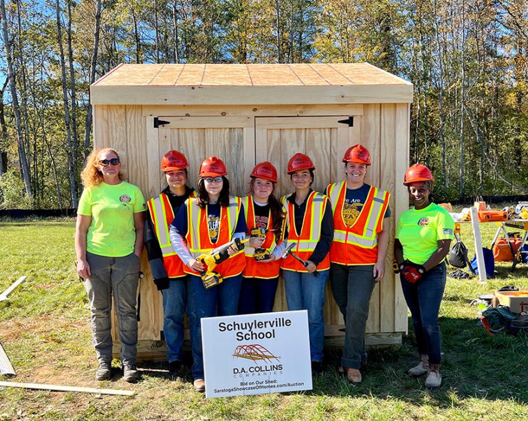 Schuylerville High School students participate in shedbuilding day