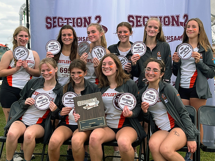 2022 Schuylerville High School Girls Cross Country team