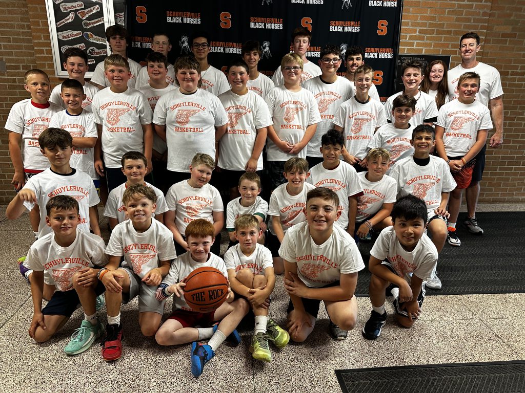 Boys' summer camp for basketball